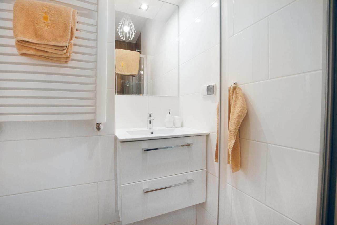 Duarte Apartamenty Wrocław Exteriör bild